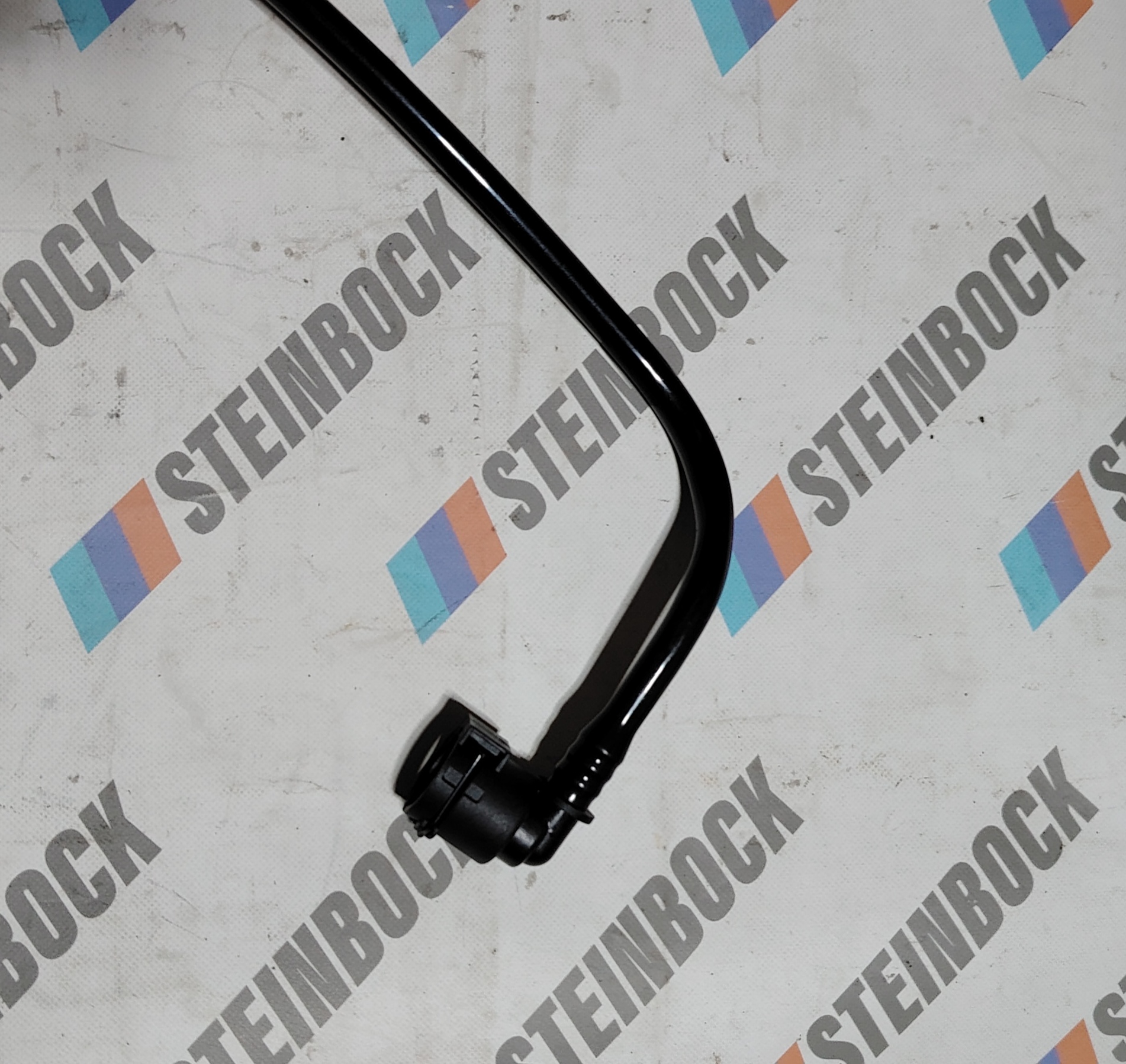 Manguera de desaireación superior radiador BMW motores N47N N47S1 N55 y otros - Imagen 3