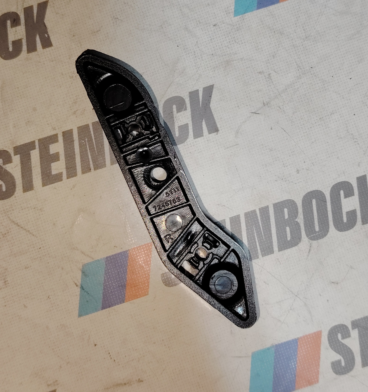 Ménsula delantera derecha superior BMW F20 F21 F23 - Imagen 5