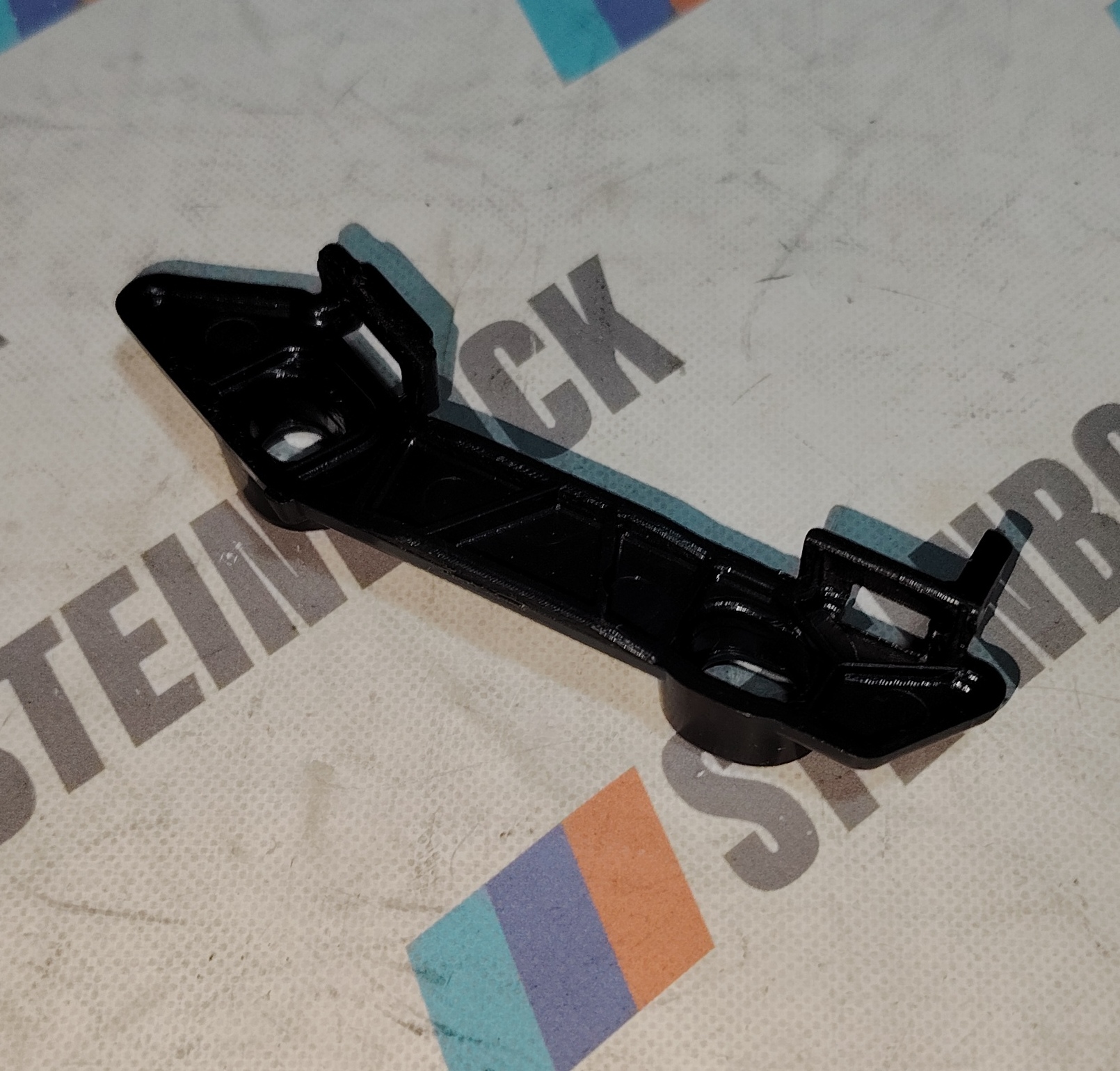 Ménsula delantera derecha inferior BMW F20 F21 F23 - Imagen 2